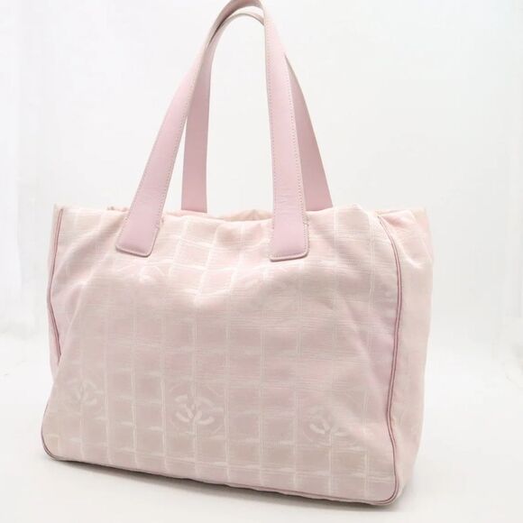CHANEL Pink CC logo Travel  Ligne Tote - Picture 3 of 16